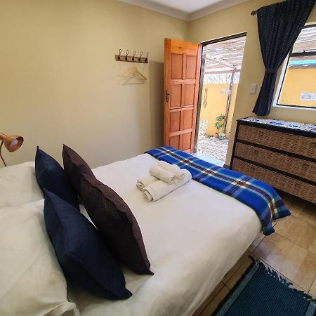 Hostel Lebo'S Soweto Backpackers Exteriér fotografie
