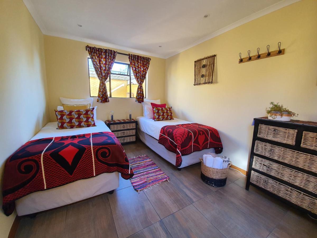 Hostel Lebo'S Soweto Backpackers Exteriér fotografie