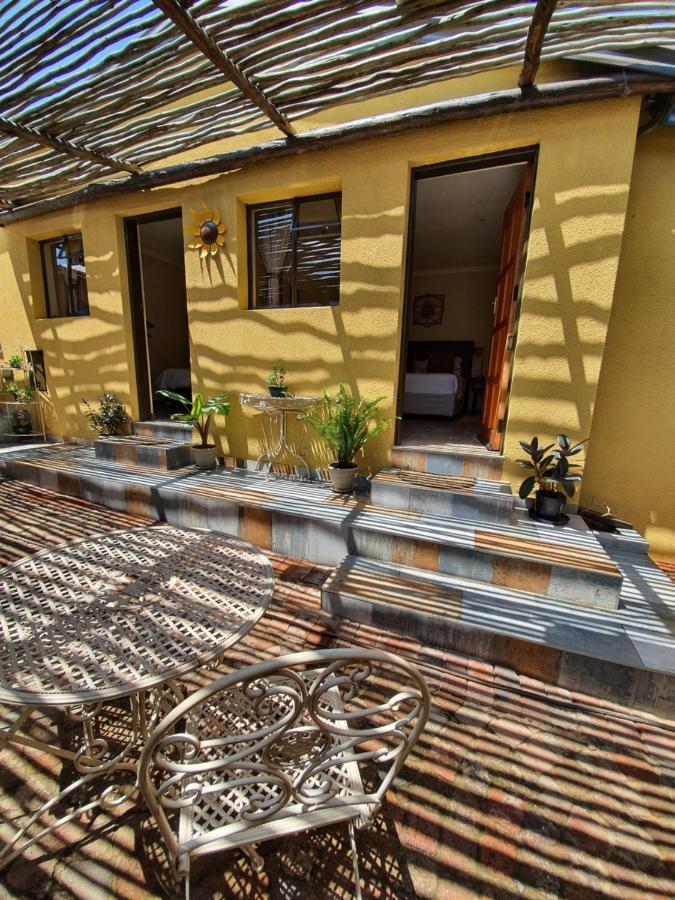 Hostel Lebo'S Soweto Backpackers Exteriér fotografie