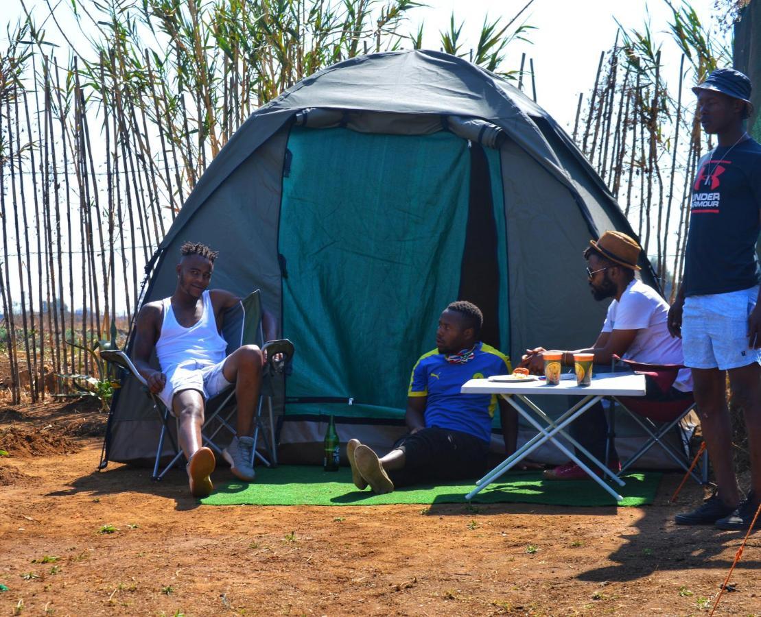 Hostel Lebo'S Soweto Backpackers Exteriér fotografie