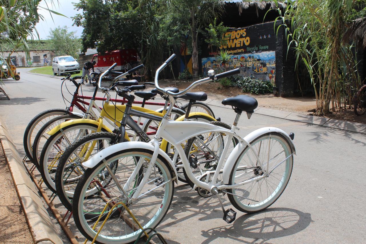 Hostel Lebo'S Soweto Backpackers Exteriér fotografie